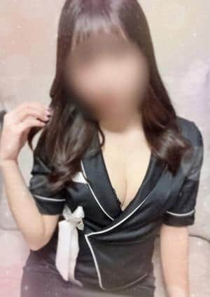 LEWD 白石　りあ