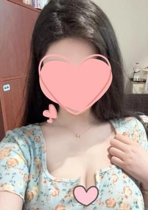 佳琪（かき） モモちゃん