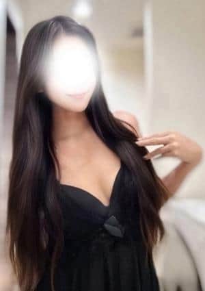 8mg名東 しゅり