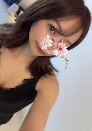 NAVEL（ネーブル）所沢 りな