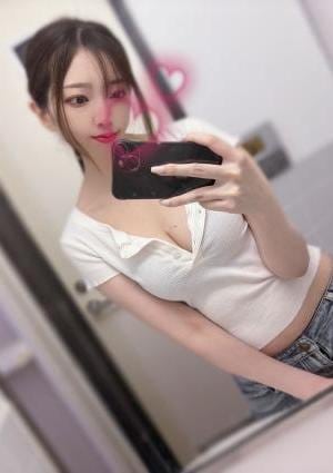 NAVEL（ネーブル）所沢 えりな