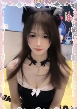 初音 りな