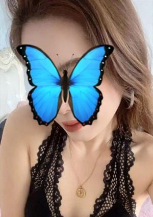 心晴 りさ