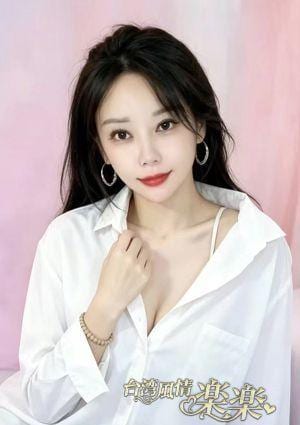 台湾風情 楽楽 ゆな