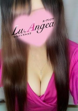 Lu.Angea小山店（ル･アンジア） 愛蘭【あいら】