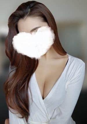 Aroma Aura Lee 浦安ルーム 優木れいか
