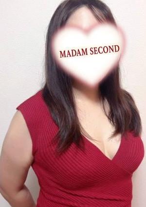 マダムセカンド 石川（いしかわ）