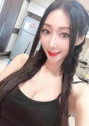 紅玫瑰 もも
