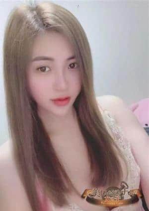 美しいベトナムの女の子 ひとみ