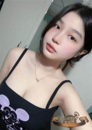 美しいベトナムの女の子 なな