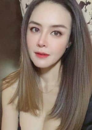 錦糸町美人 あやちゃん