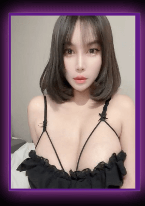 20代の美少女 あや