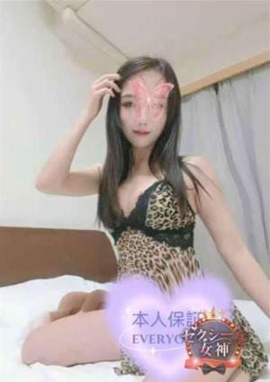 セクシーな女神 ゆな（本人保証）