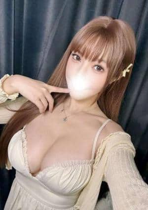 IRIS（アイリス） 新人：みえちゃん