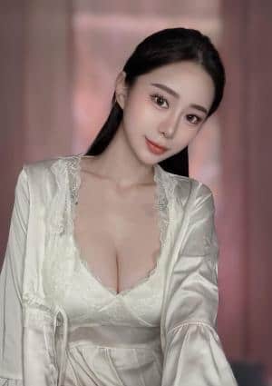 IRIS（アイリス） 新人：さやちゃん