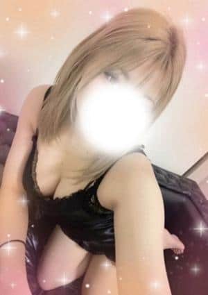 Platinum（プラチナム）栄ルーム れいら