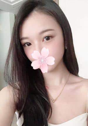 赤いの唇 ゆり