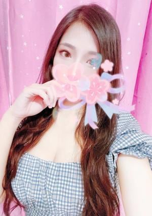 愛 ユキ