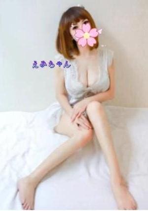 萌え萌え えみ