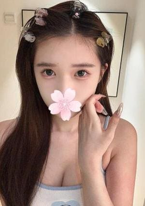 愛嬌美少女 ミカ