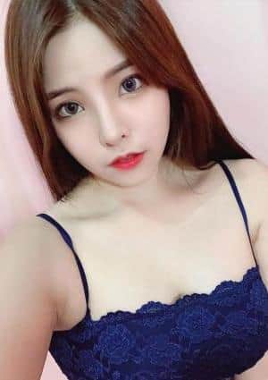 愛嬌美少女 もも