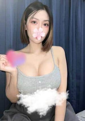 ヨツンタイ ひとみちゃん