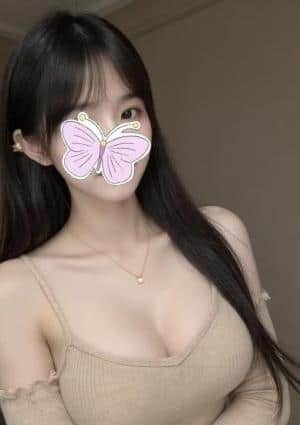 秘密の恋人 新人：ゆりちゃん