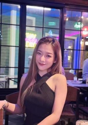 ヨツンタイ アリサちゃん