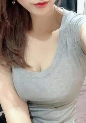 秘書の薫り 月見　蓮(れん)