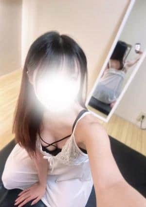 TIARA（ティアラ） 新人　れい