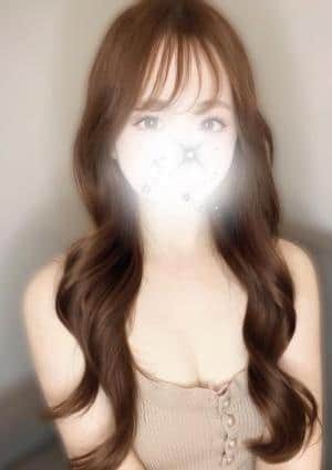 ホールインワン 綱島店 えま