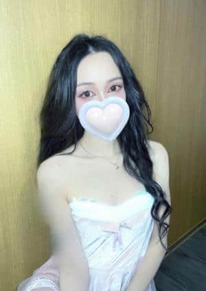 ホールインワン 綱島店 れみ