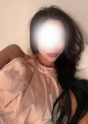 THE HALF（ザ・ハーフ）六本木・麻布十番 峰あんな