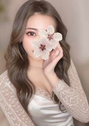 THE HALF（ザ・ハーフ）恵比寿・中目黒 美葉乃みく