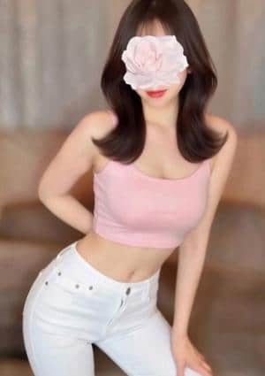 THE HALF（ザ・ハーフ）恵比寿・中目黒 雪見しろ