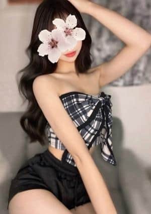 THE HALF（ザ・ハーフ）五反田 咲良みおん