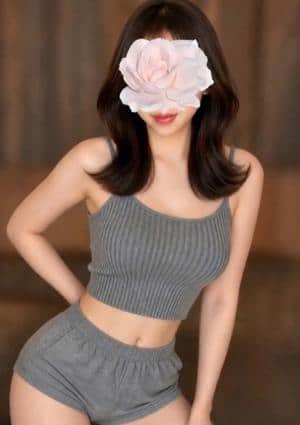 THE HALF（ザ・ハーフ）五反田 雪見しろ