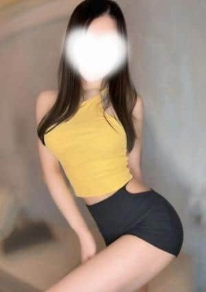 THE HALF（ザ・ハーフ）新橋 神宮寺ひな