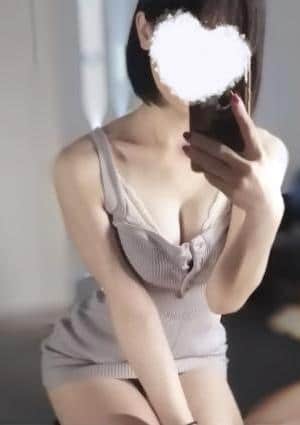 GLORIA（グロリア） 岩崎もね