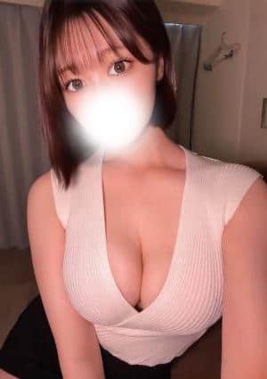 GLORIA（グロリア） 二階堂ひめ