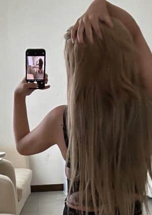 Super（シューペル） maika まいか