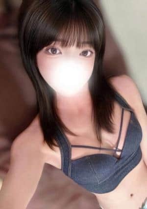 Super（シューペル） yuno ゆの