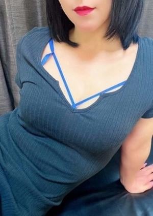 ワイフの楽園 綾木りあ