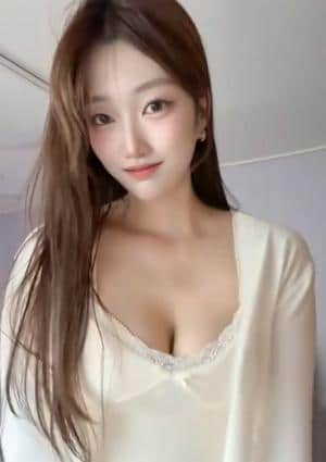 柔美（じゅうび） りりちゃん