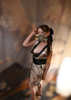 艶処 加賀美　蓮
