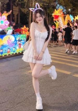 ベトナム天使ちゃん ニニちゃん