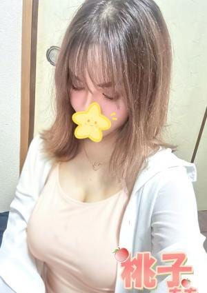 桃子（もも) ななみ