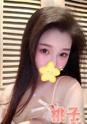 桃子（もも) ゆずは