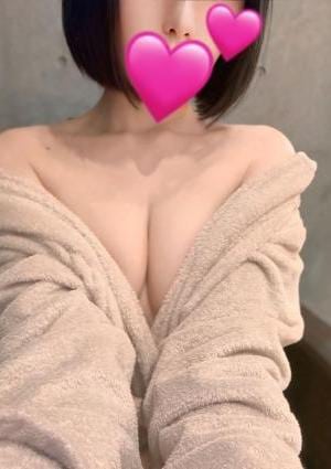 金のエステ 町田 ひな