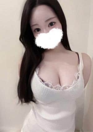 Nia&Gina （ニアアンドジーナ）新横浜ルーム えり